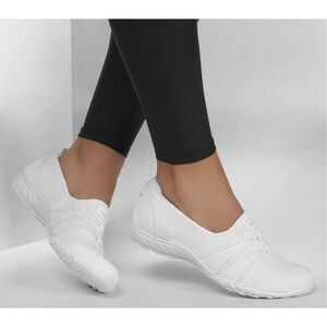 NEW Sketchers White Relaxed Fit Breathe-Easy Slip On Shoes 8